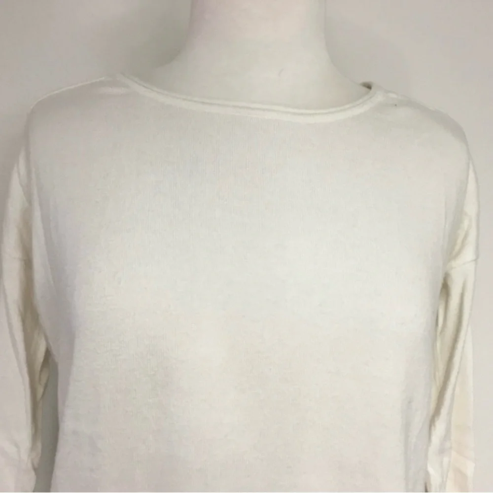 3/$25 Banana Republic Women Cream Perforated Back Knit Sweater Size Small Preppy